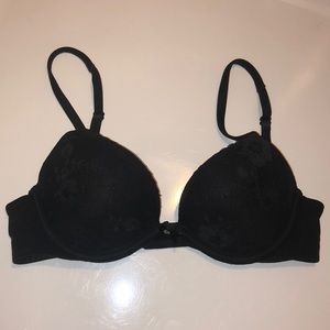 Body by Victoria’s Secret push up bra